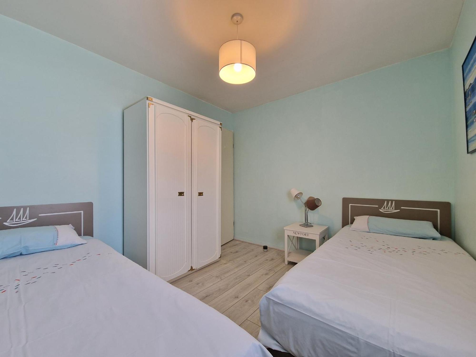 Appartement Avec Piscine, Tennis & Balcon, Centre-Ville Chatelaillon-Plage, 6 Pers, 2 Ch - Fr-1-706-17 외부 사진