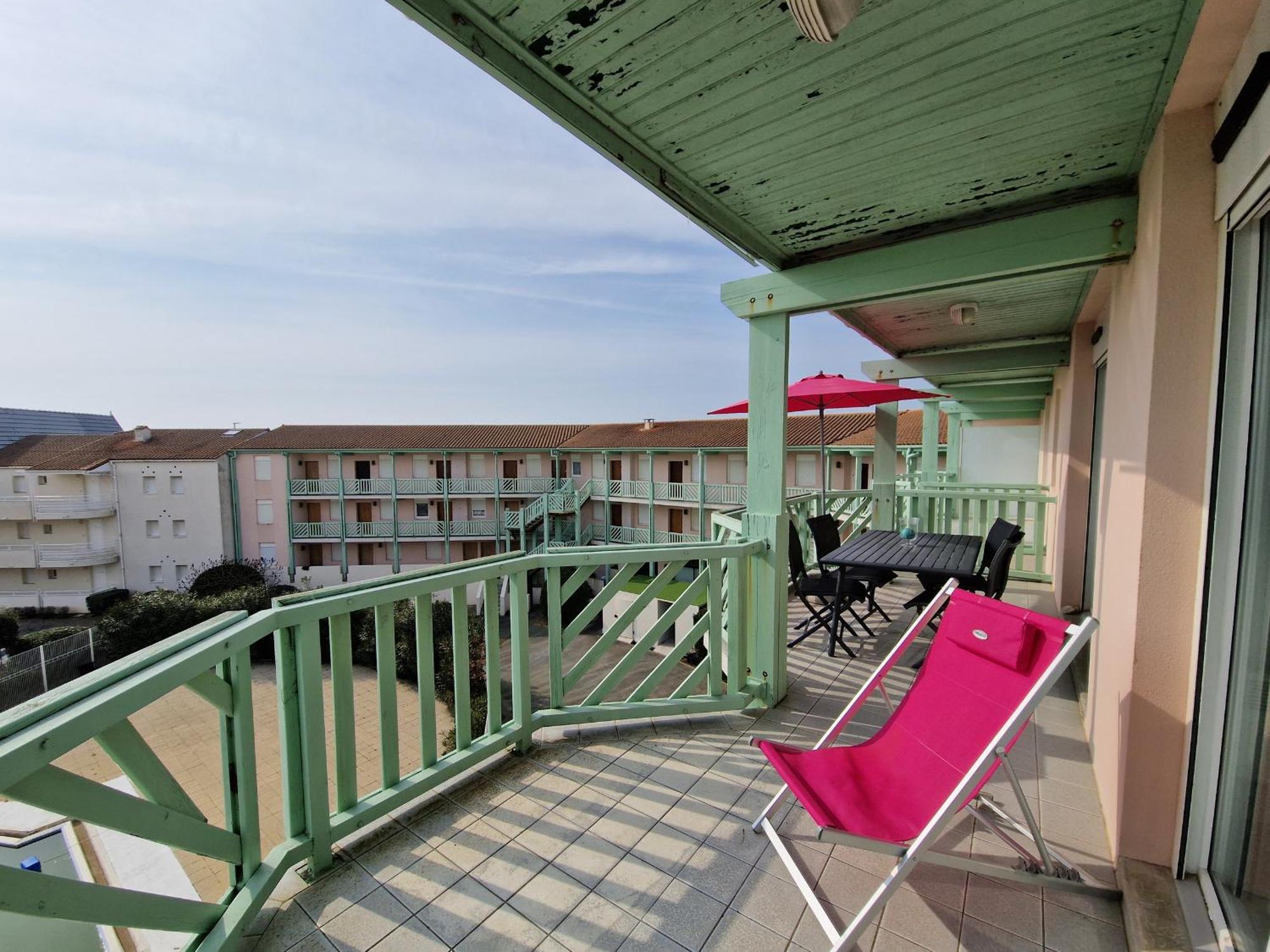 Appartement Avec Piscine, Tennis & Balcon, Centre-Ville Chatelaillon-Plage, 6 Pers, 2 Ch - Fr-1-706-17 외부 사진