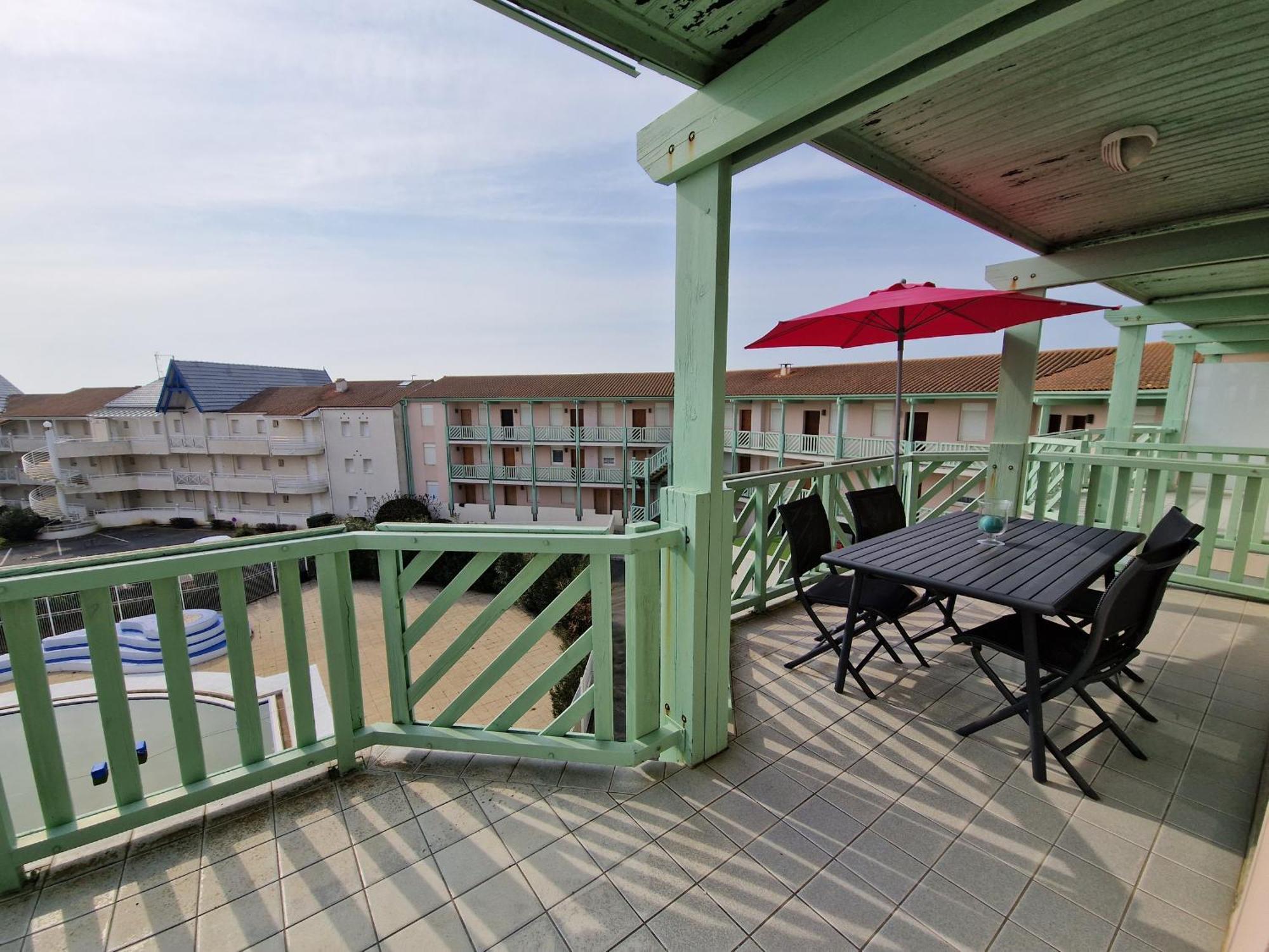 Appartement Avec Piscine, Tennis & Balcon, Centre-Ville Chatelaillon-Plage, 6 Pers, 2 Ch - Fr-1-706-17 외부 사진